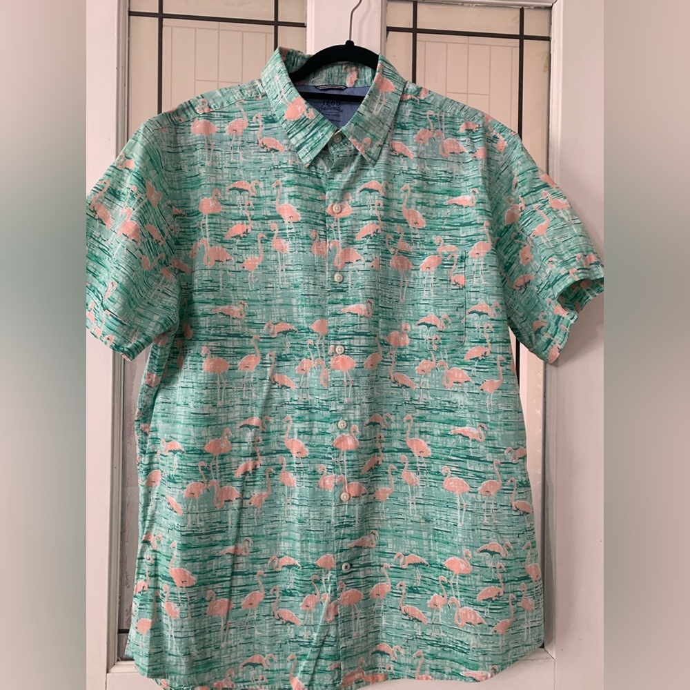 Men’s short sleeve Izod button down
